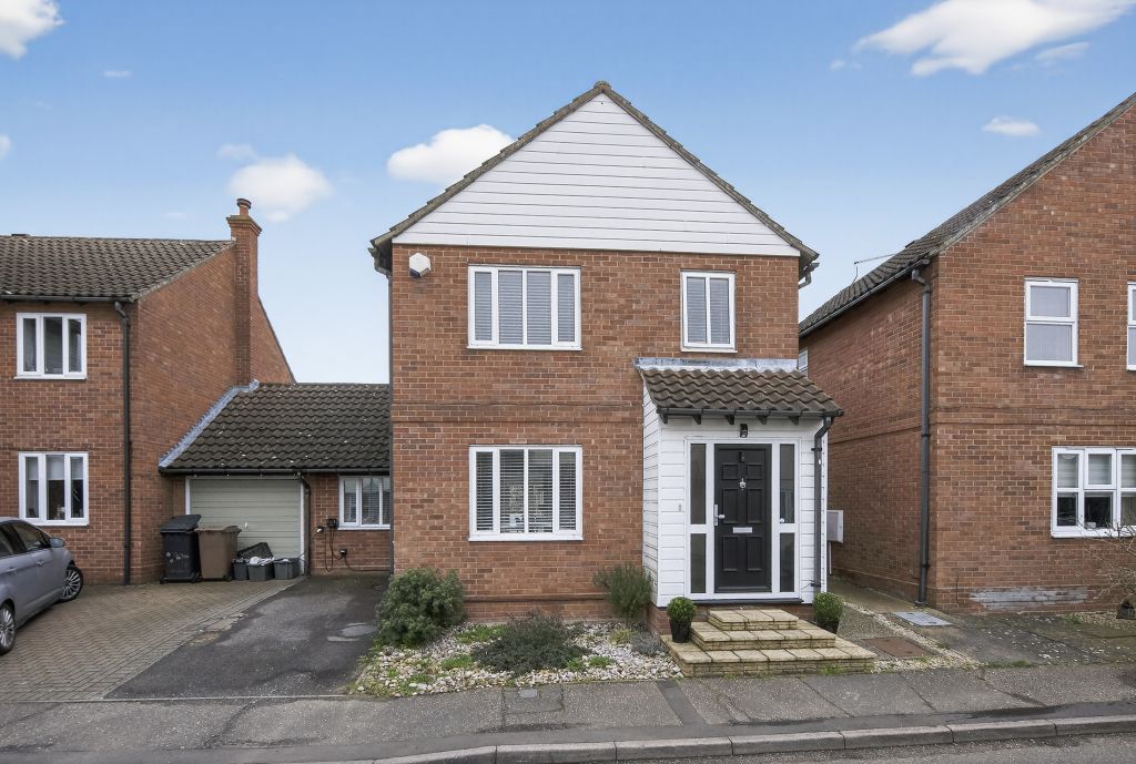 Property photo 2 of 19 Front