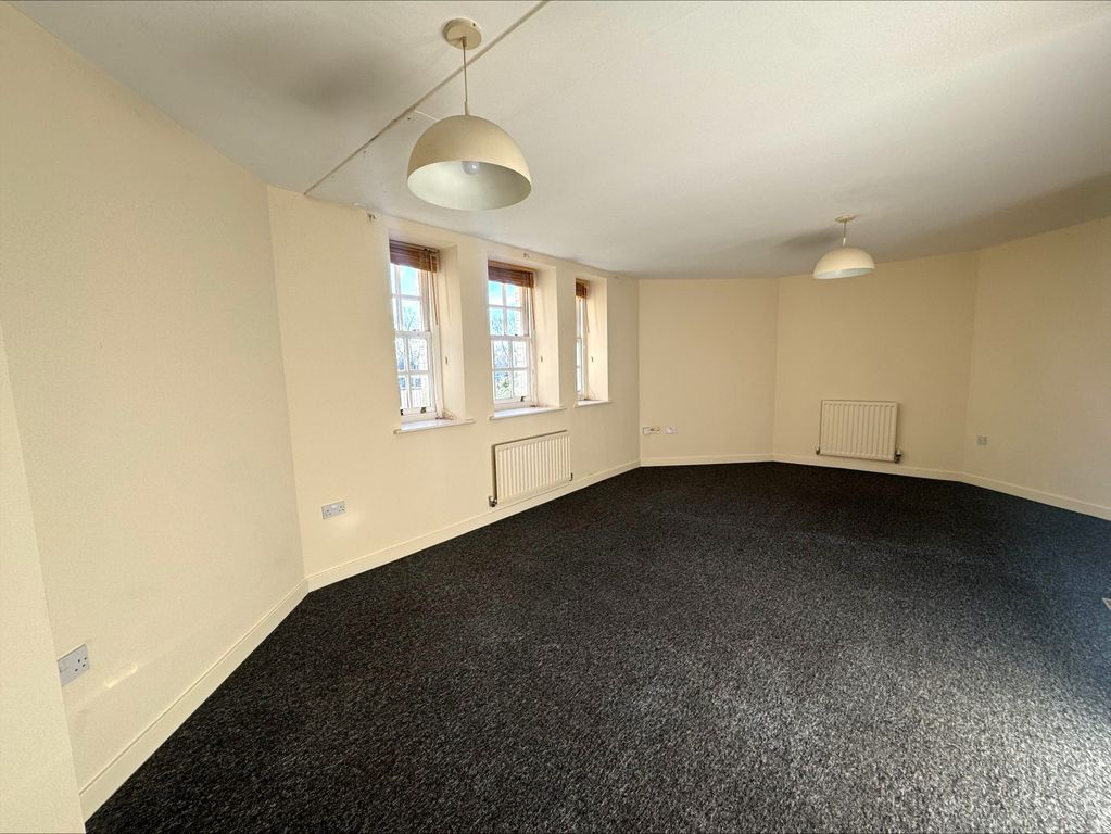 Property photo 3 of 12 Living Room