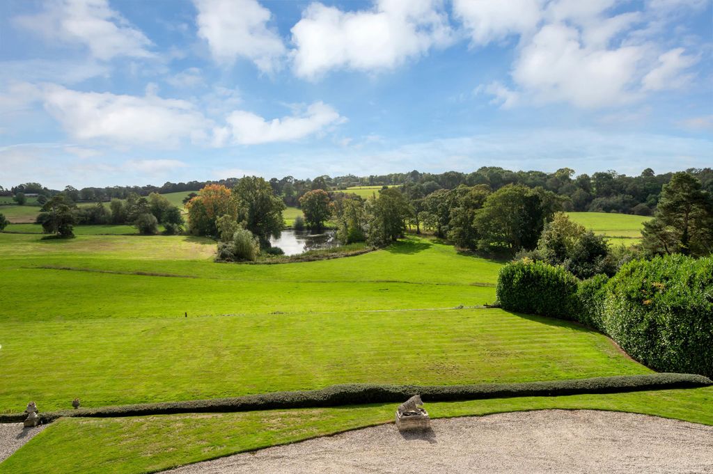 Property photo 3 of 32 Views