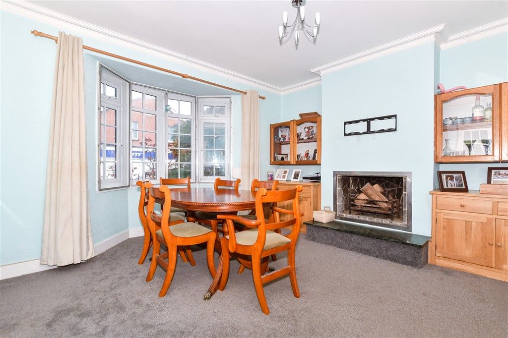 Property photo 1 of 18 Dining Room