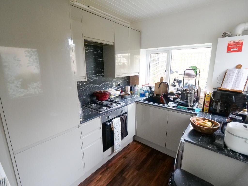 Property photo 2 of 5 Kitchen