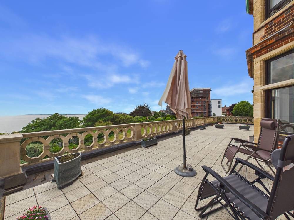 Additional image 12 of 3 bed flat for saleCobbold Road, Felixstowe, Suffolk IP11