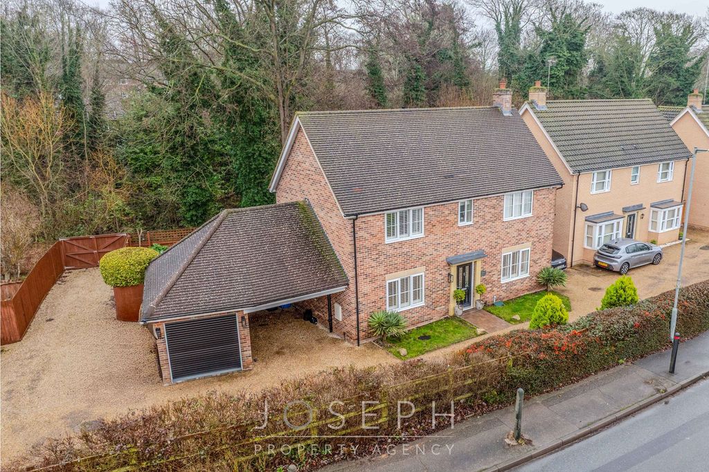 Property photo 1 of 26