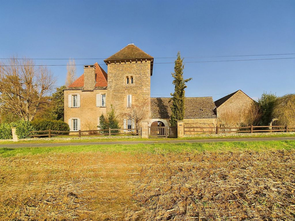 Property photo 1 of 15 Main Exterior View