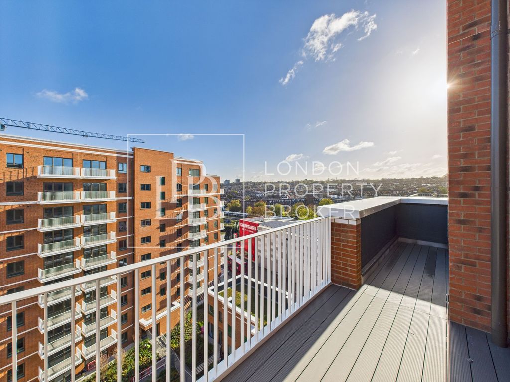 Property photo 2 of 16