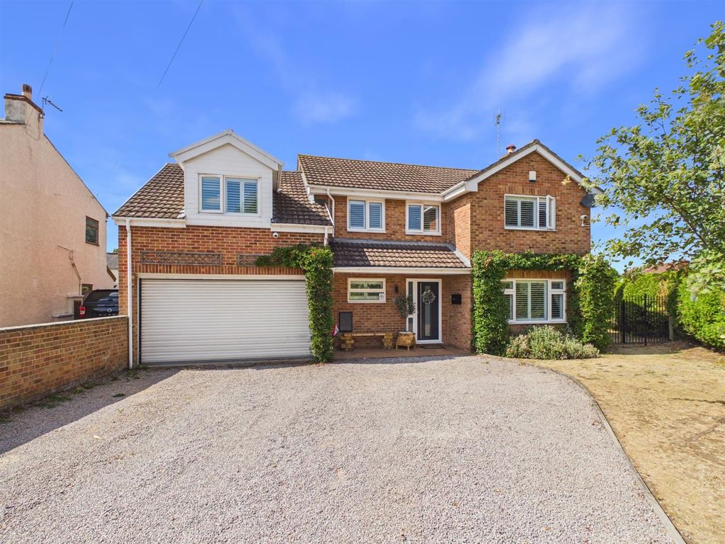 Property photo 1 of 27