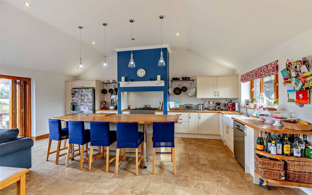 Property photo 3 of 21 Kitchen Dining