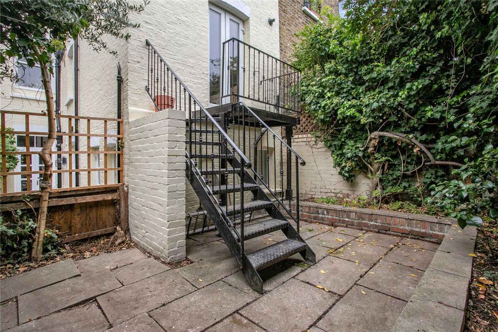 Property photo 3 of 12 Picture No. 08