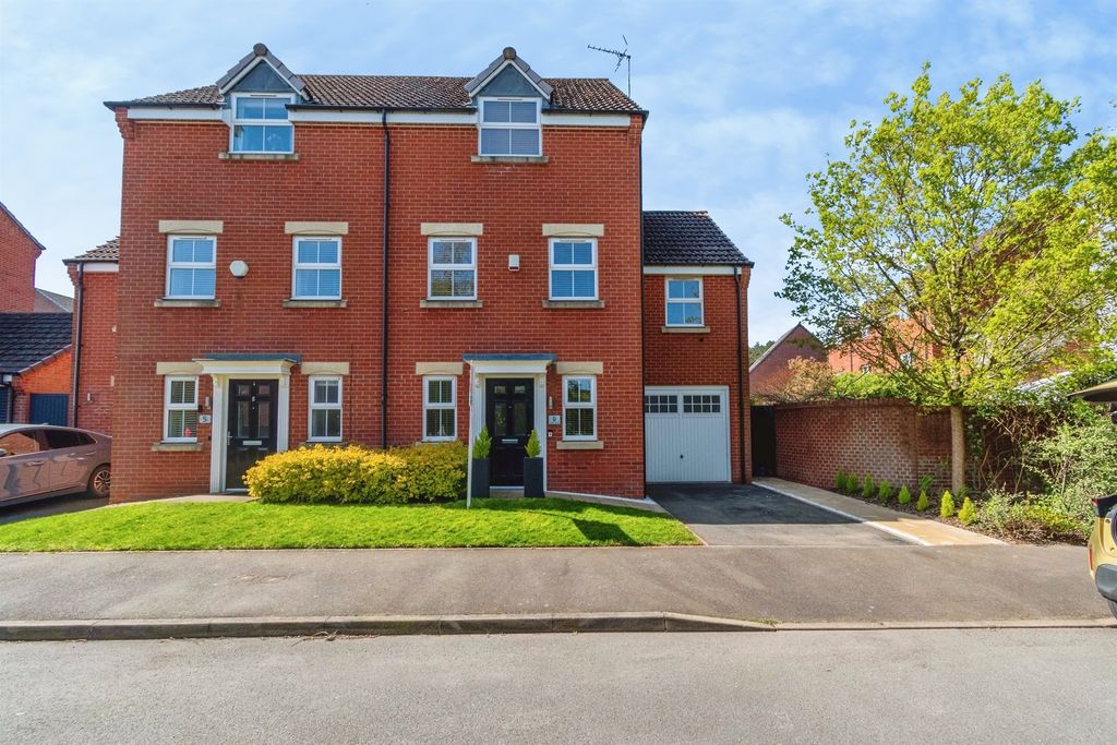 Property photo 1 of 24