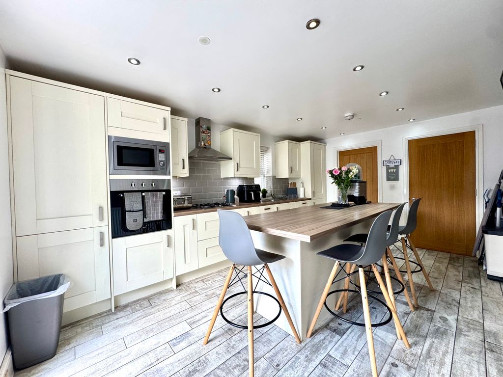 Property photo 1 of 35 Img_1952.Jpeg