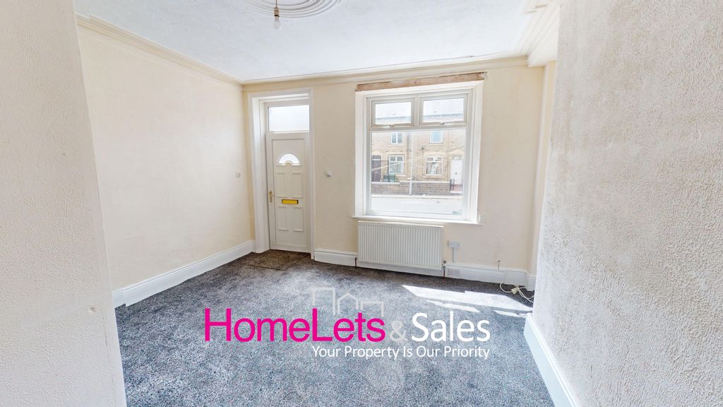 Property photo 2 of 8 22-Marsland-Place-07102025_100408