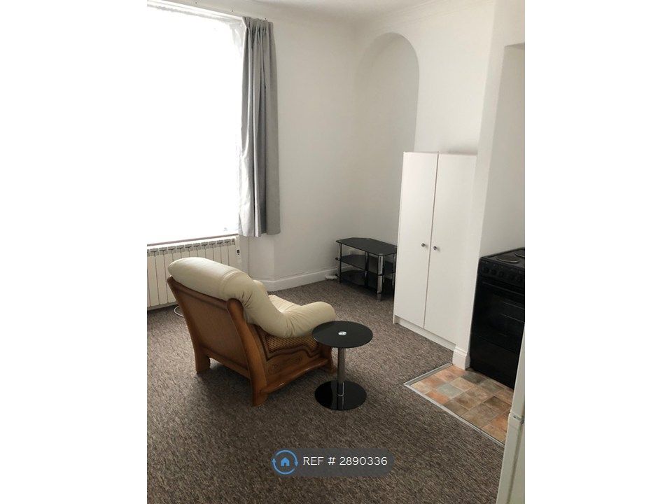 Property photo 1 of 4