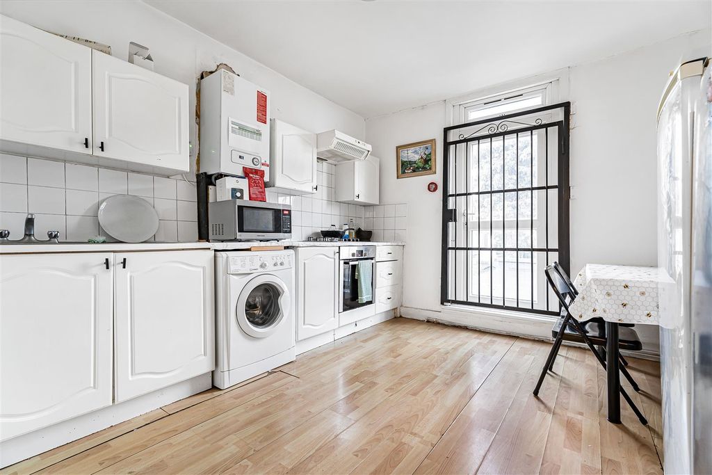 Property photo 1 of 28 1