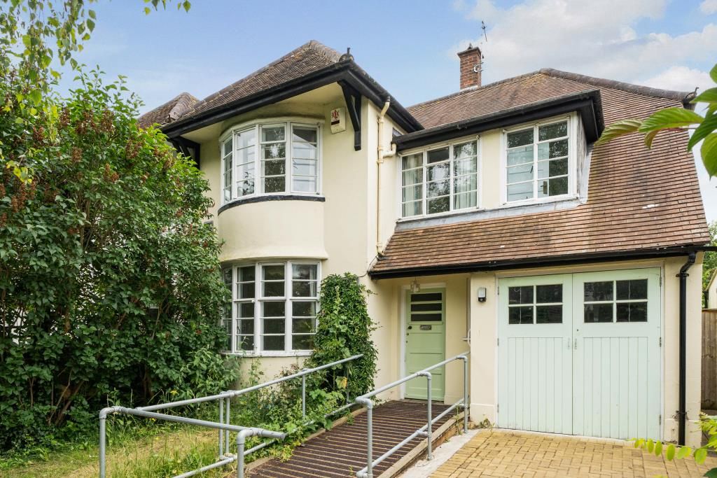 Property photo 1 of 9 External View