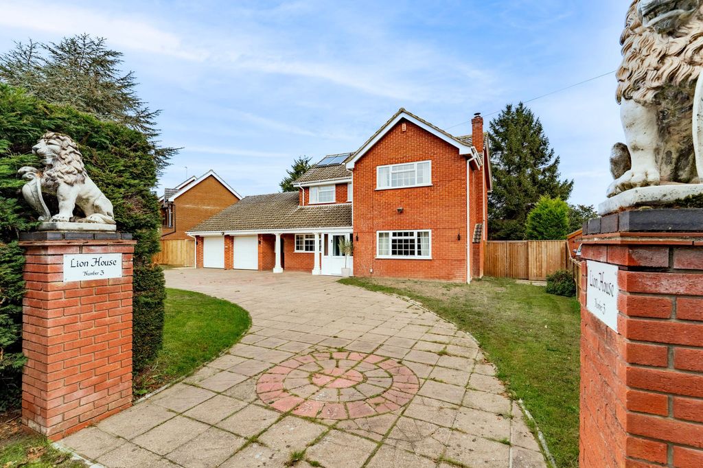 Property photo 1 of 24