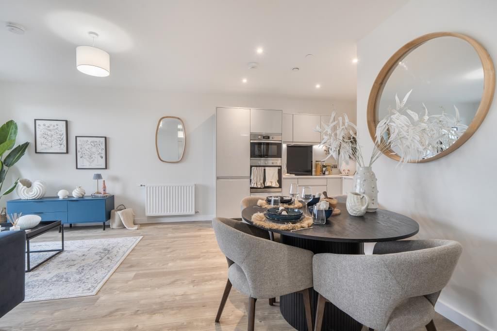 Property photo 2 of 17 Dining Area