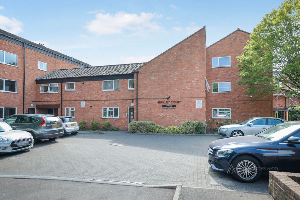 Property photo 1 of 9 Pbox-Img.Jpg