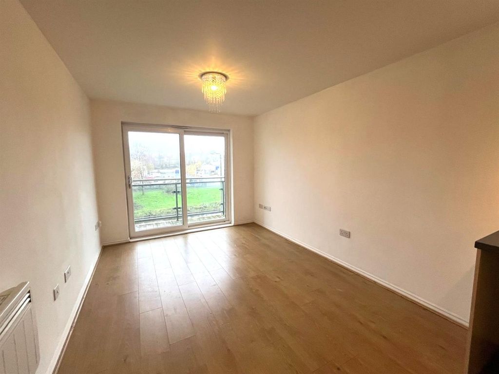 Property photo 3 of 10 Whatsapp Image 2025-11-26 At 14.14.04_A56795c3.Jpg