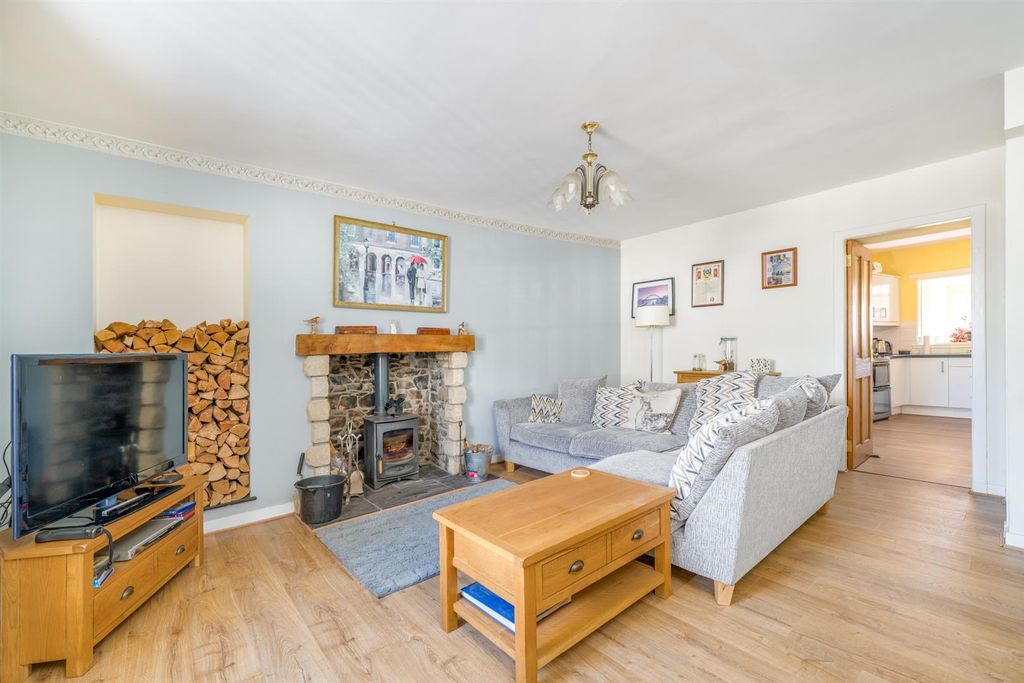 Property photo 3 of 21 Rose_Cottage_Gordon-3.Jpg
