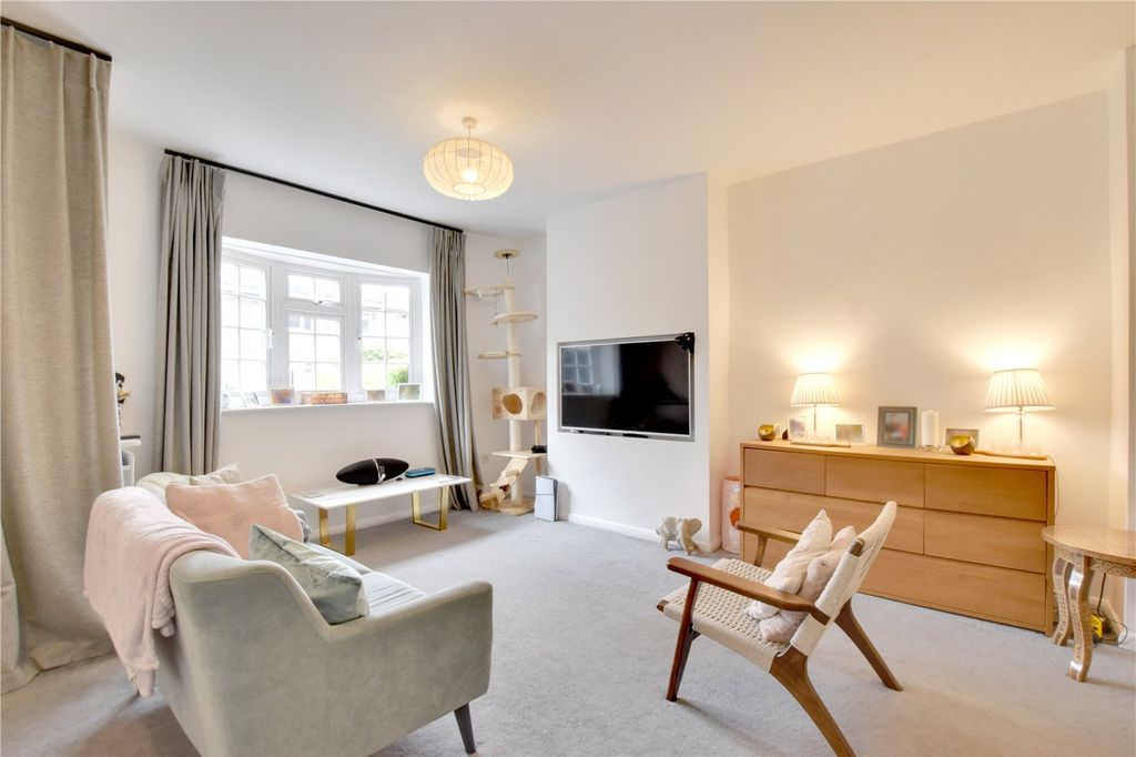 Property photo 1 of 19 Picture No. 28