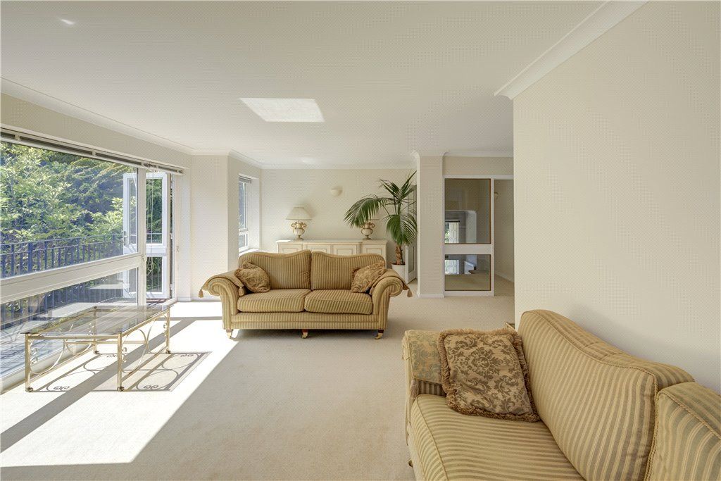 Property photo 3 of 17 Picture No. 07