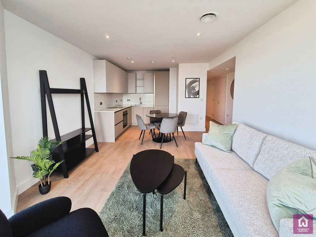 Property photo 3 of 23 Pbox-Img.Jpg