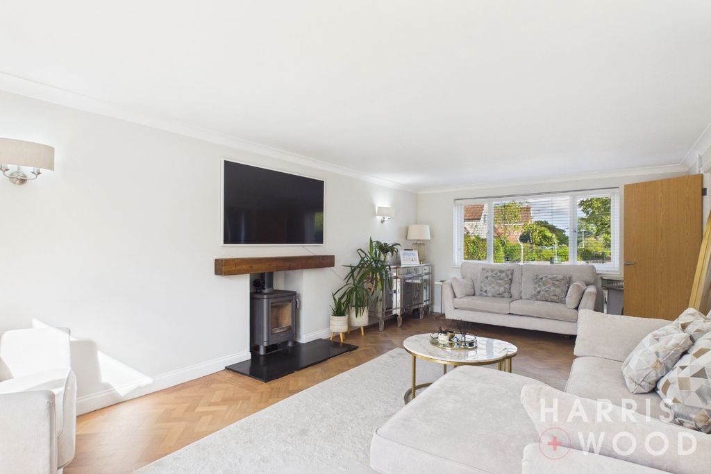 Property photo 2 of 34 5167742