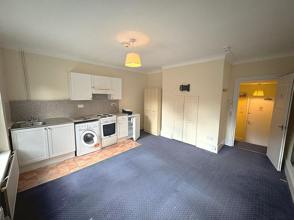 Property photo 3 of 3 Kitchen