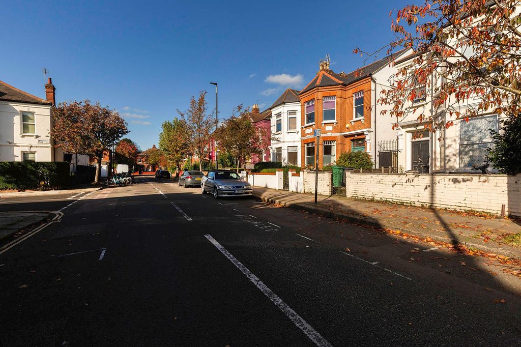 Property photo 1 of 1