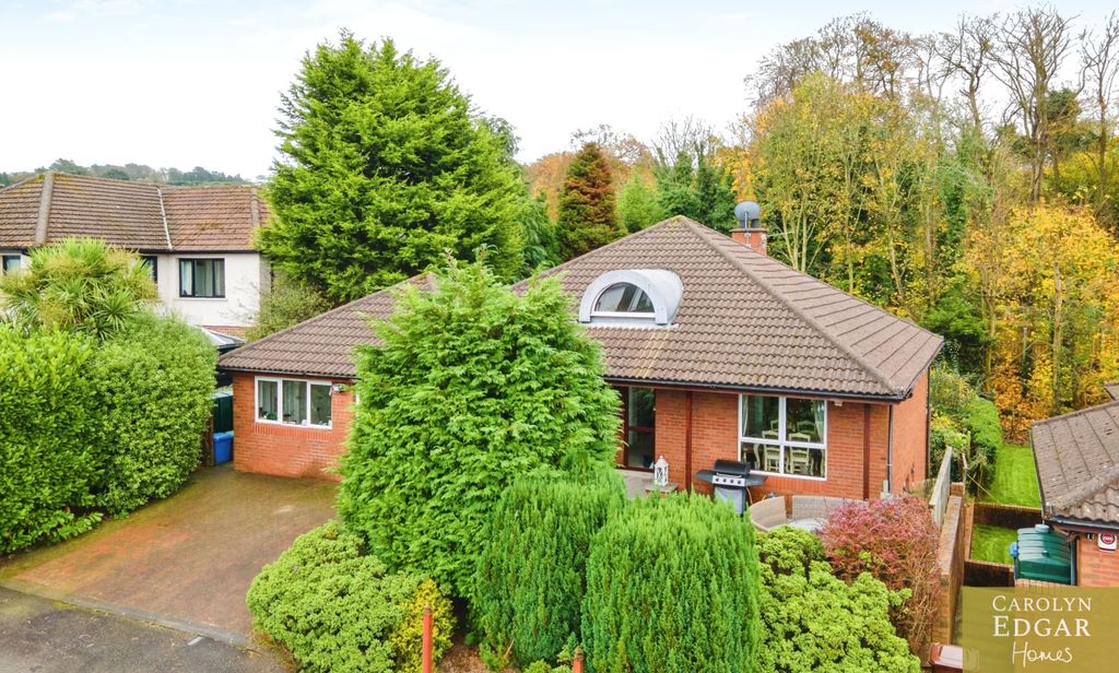 Property photo 2 of 39 Dae1Ea0B-0006