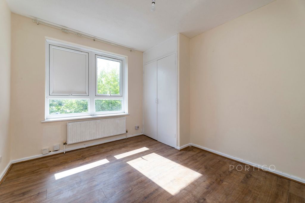 Property photo 3 of 20 Pbox-Img.Jpg
