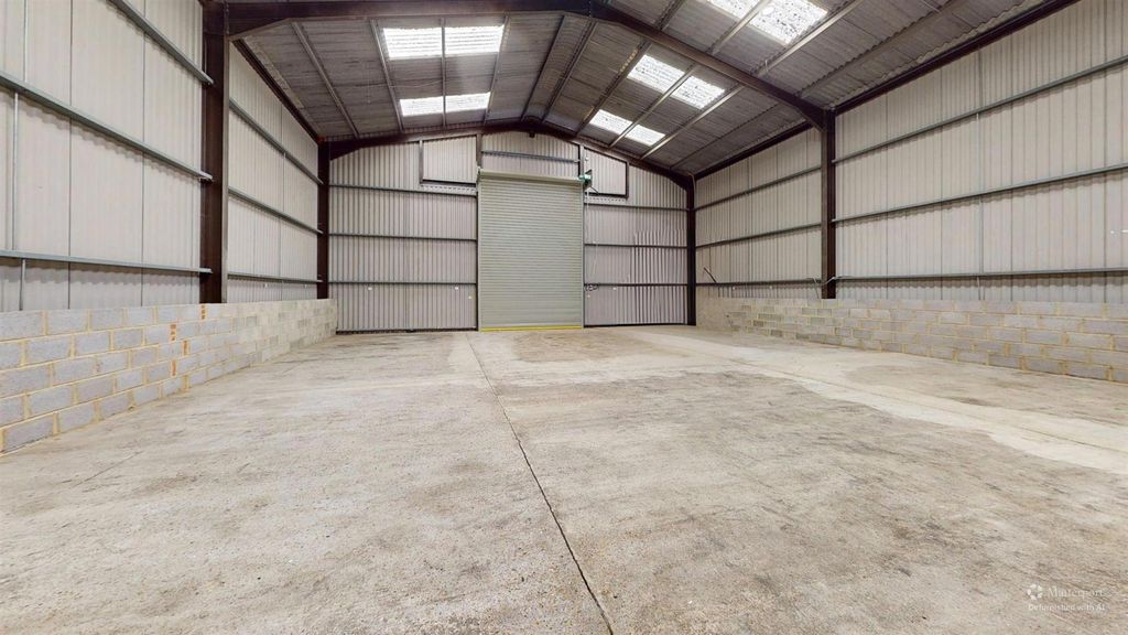Property photo 2 of 8 Sainsburys-Store-Court-Farm-Photo-3-Defurnished.Jp