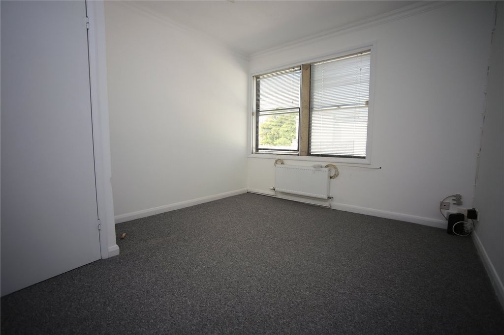 Property photo 3 of 10 Picture No. 01