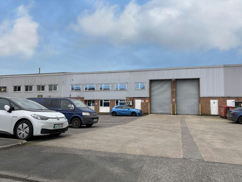 Property photo 1 of 2 Front Aspect