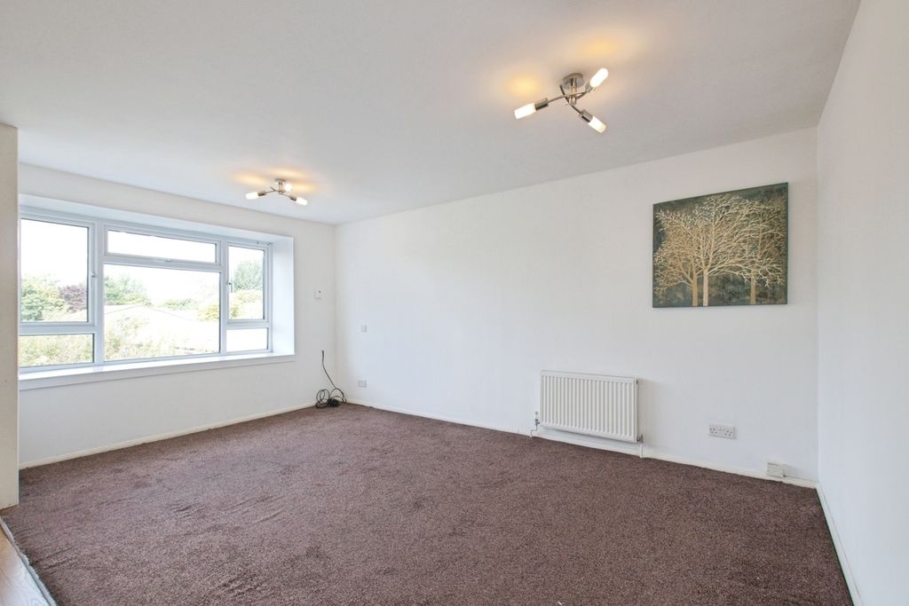 Property photo 2 of 17 Photo