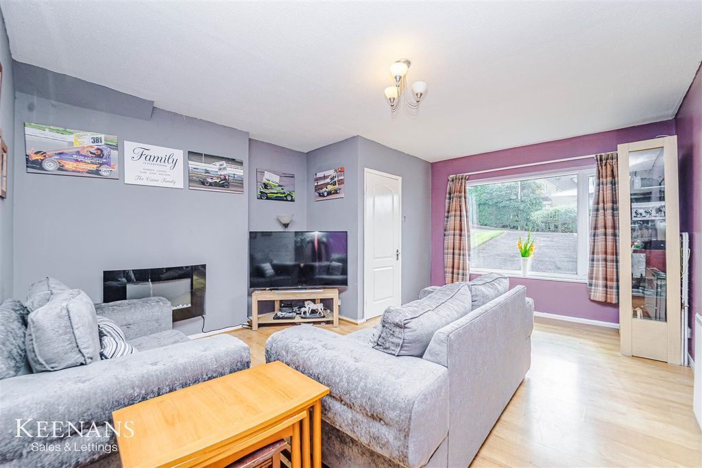 Property photo 3 of 33 3.Jpg