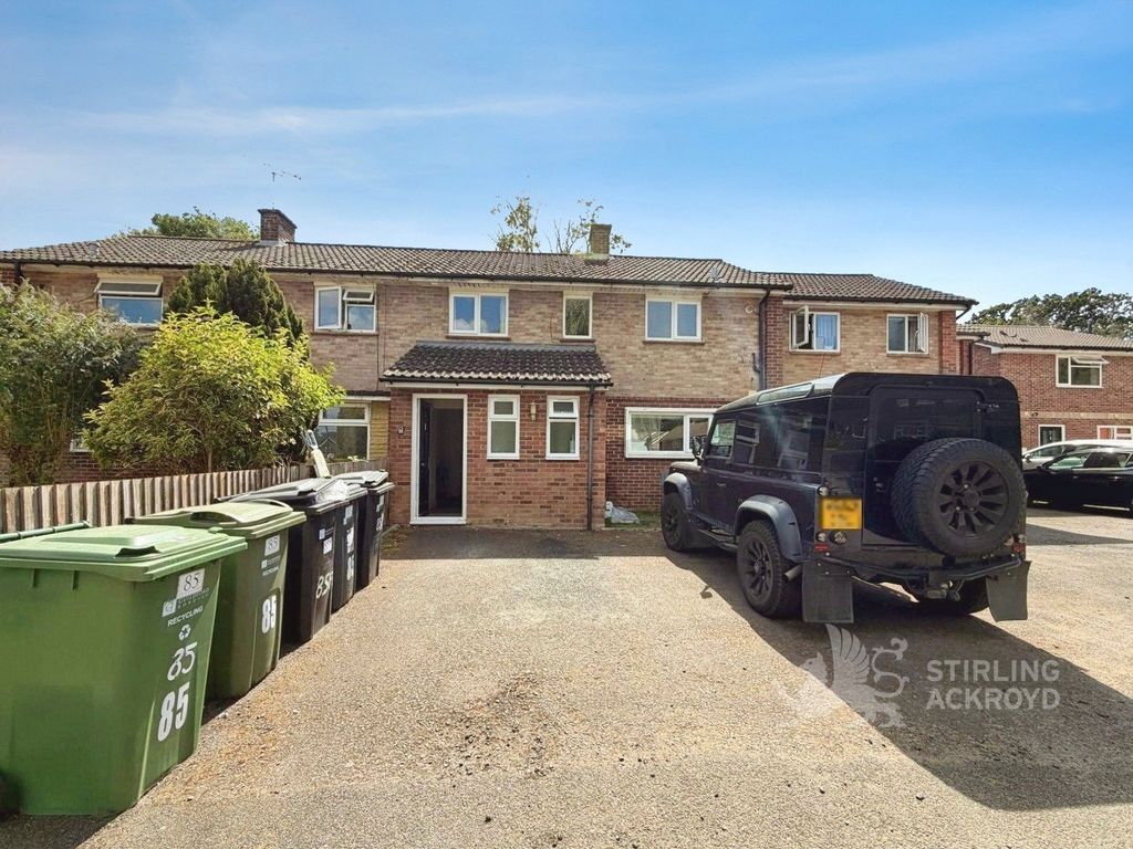 Property photo 1 of 10 External