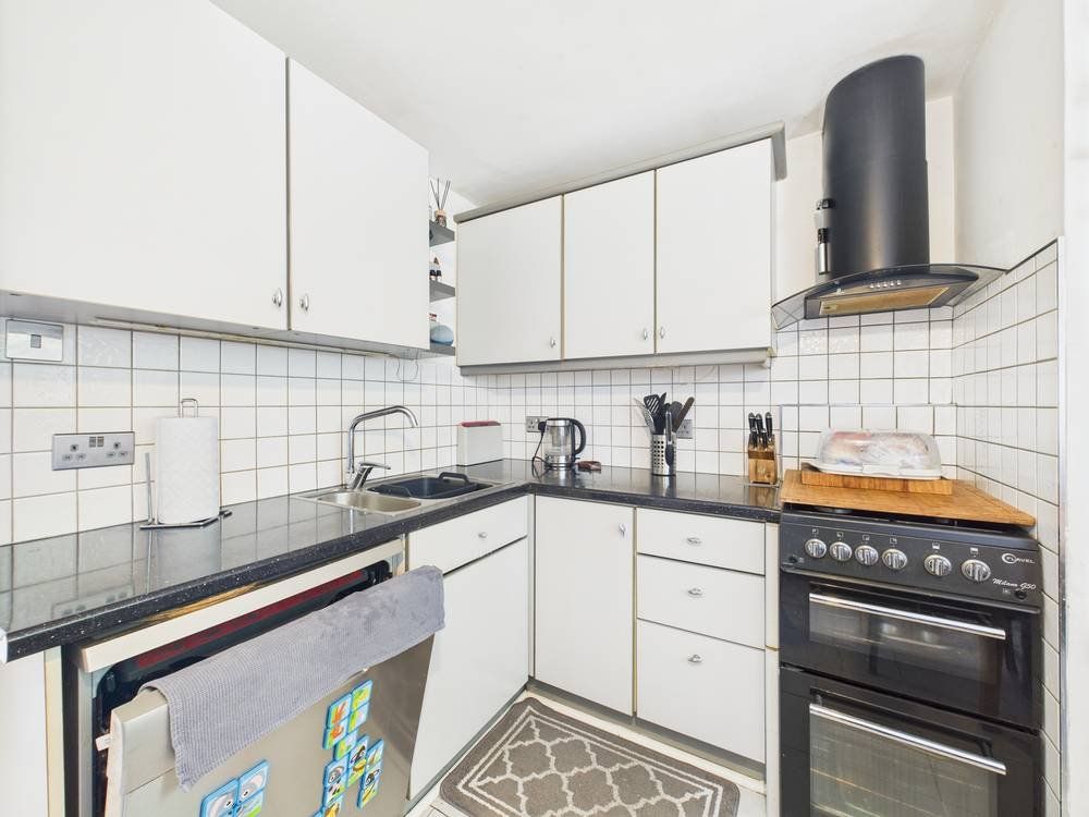 Property photo 3 of 12 Picture No. 05