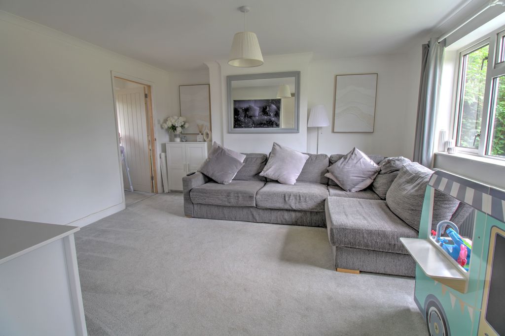Property photo 3 of 18 A14