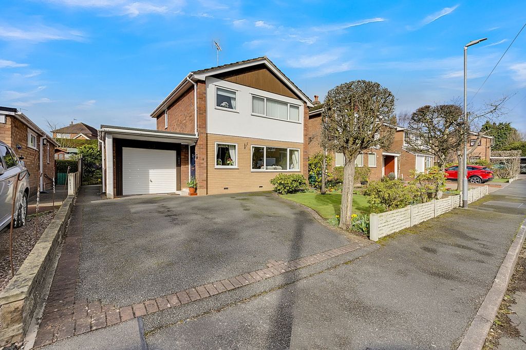 Property photo 1 of 24