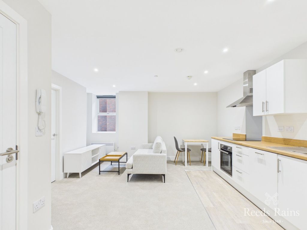 Property photo 1 of 16 Open Lounge/Kitchen