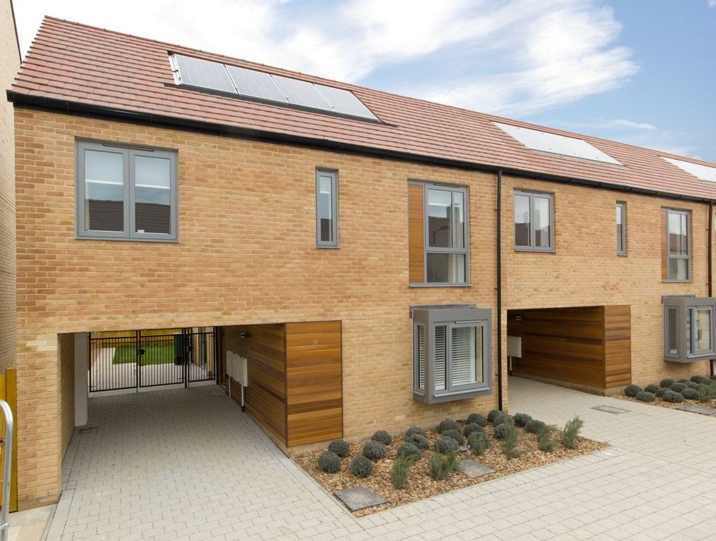 Property photo 1 of 7 Main