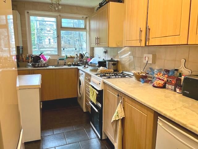 Property photo 3 of 4
