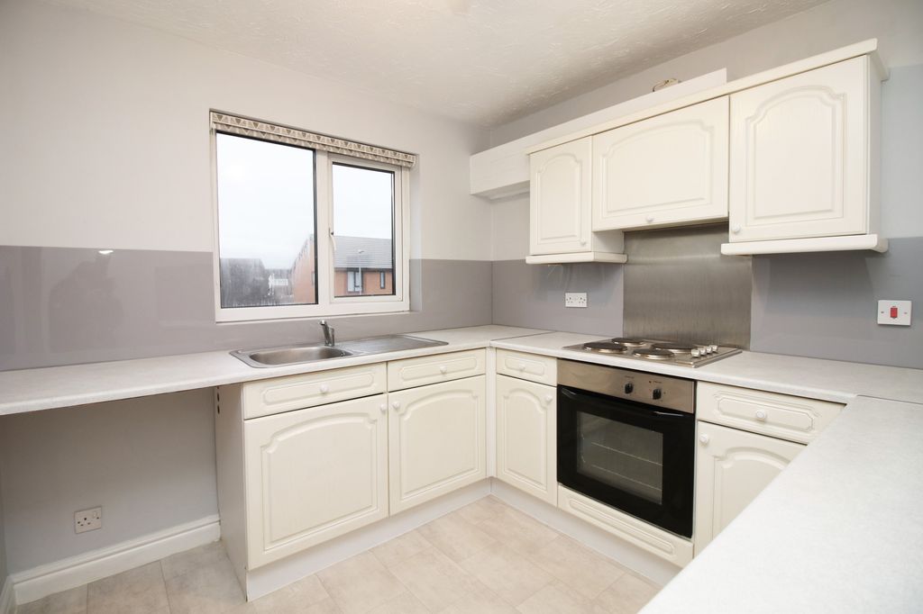 Property photo 3 of 15