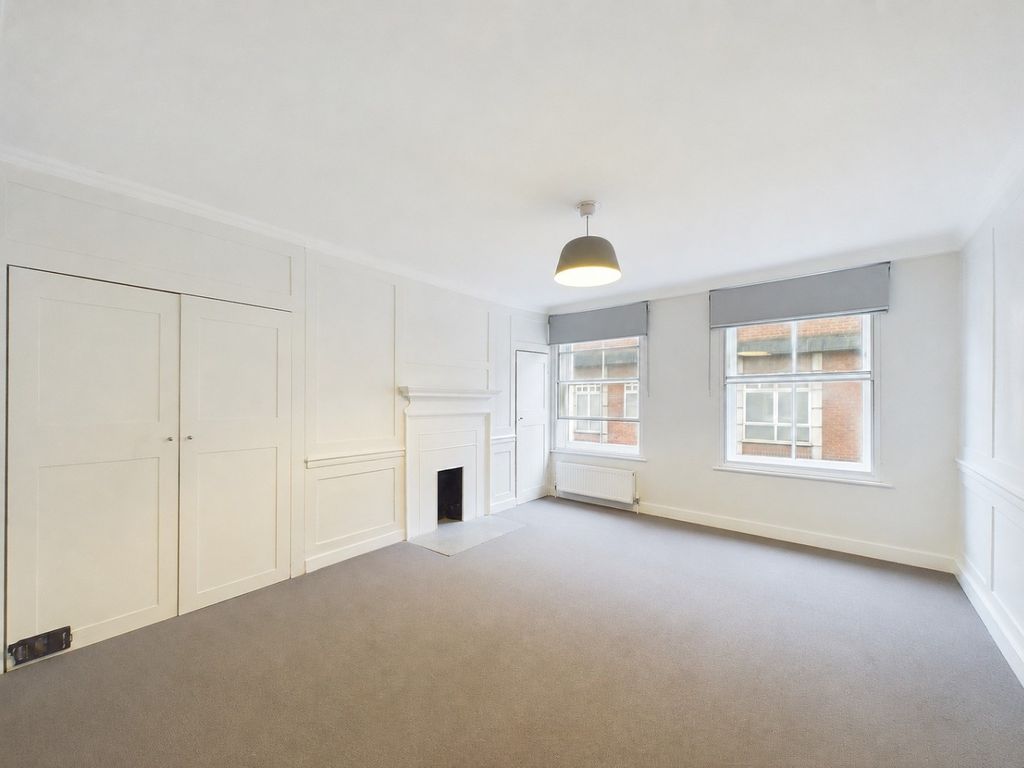 Property photo 3 of 27 2648104