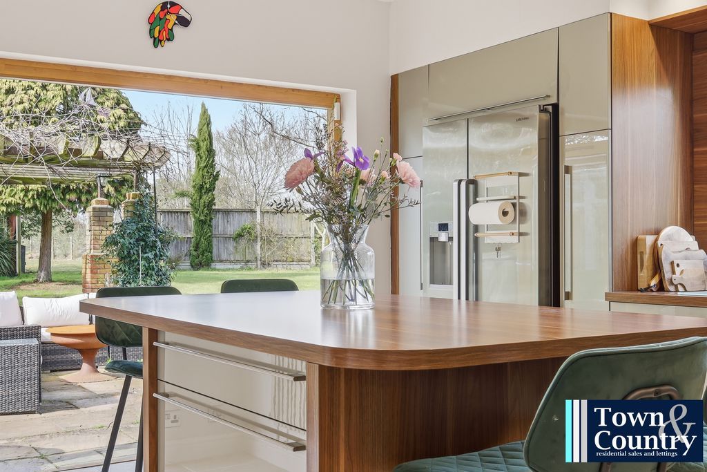 Property photo 3 of 29 Keelers Lane