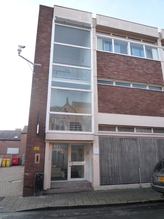 Property photo 2 of 11