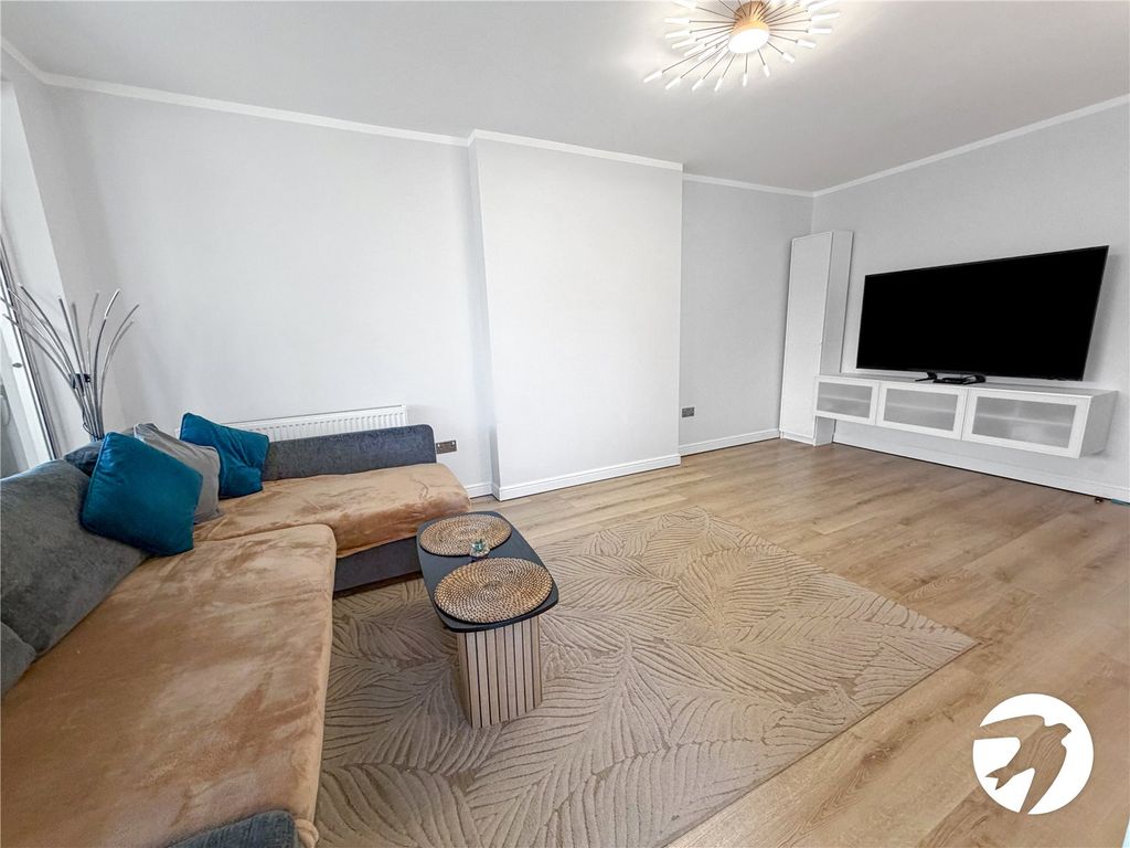 Property photo 3 of 13 Robinson Jackson