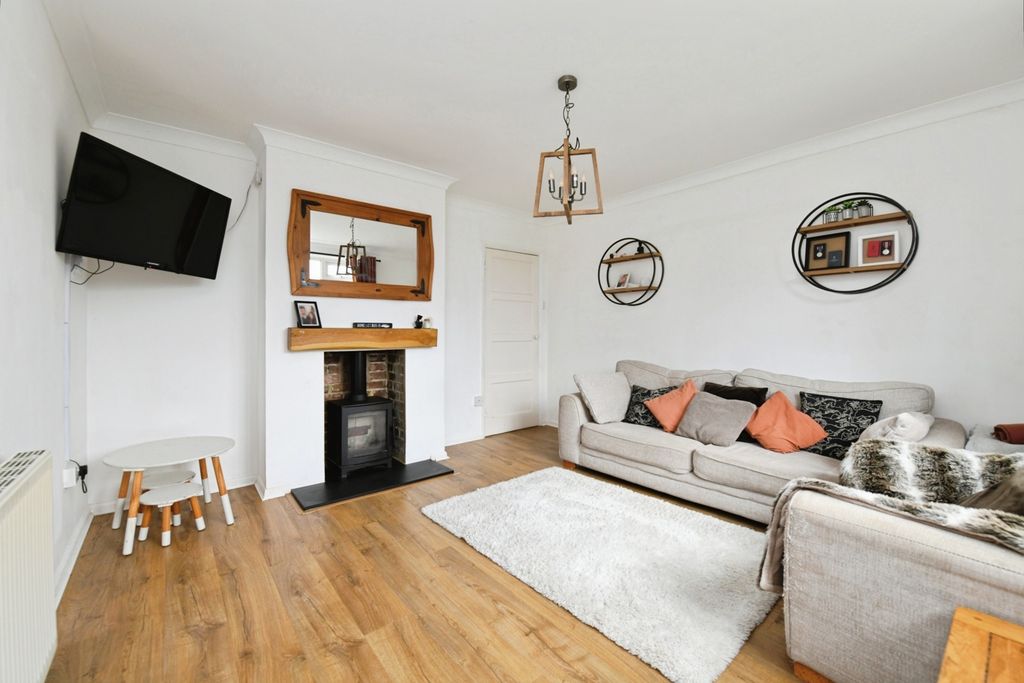 Property photo 3 of 15 Pbox-Img.Jpg