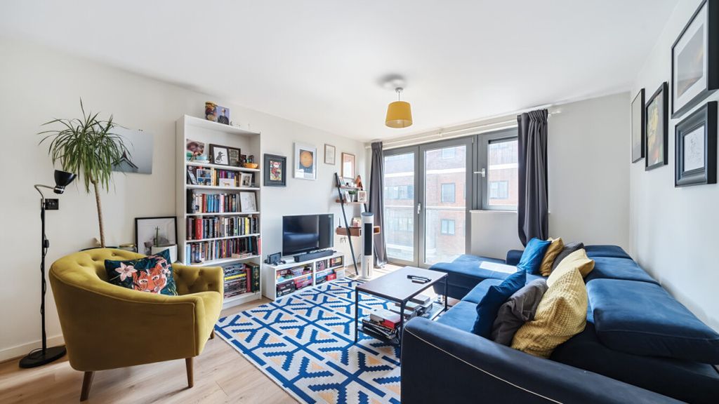 Property photo 1 of 19